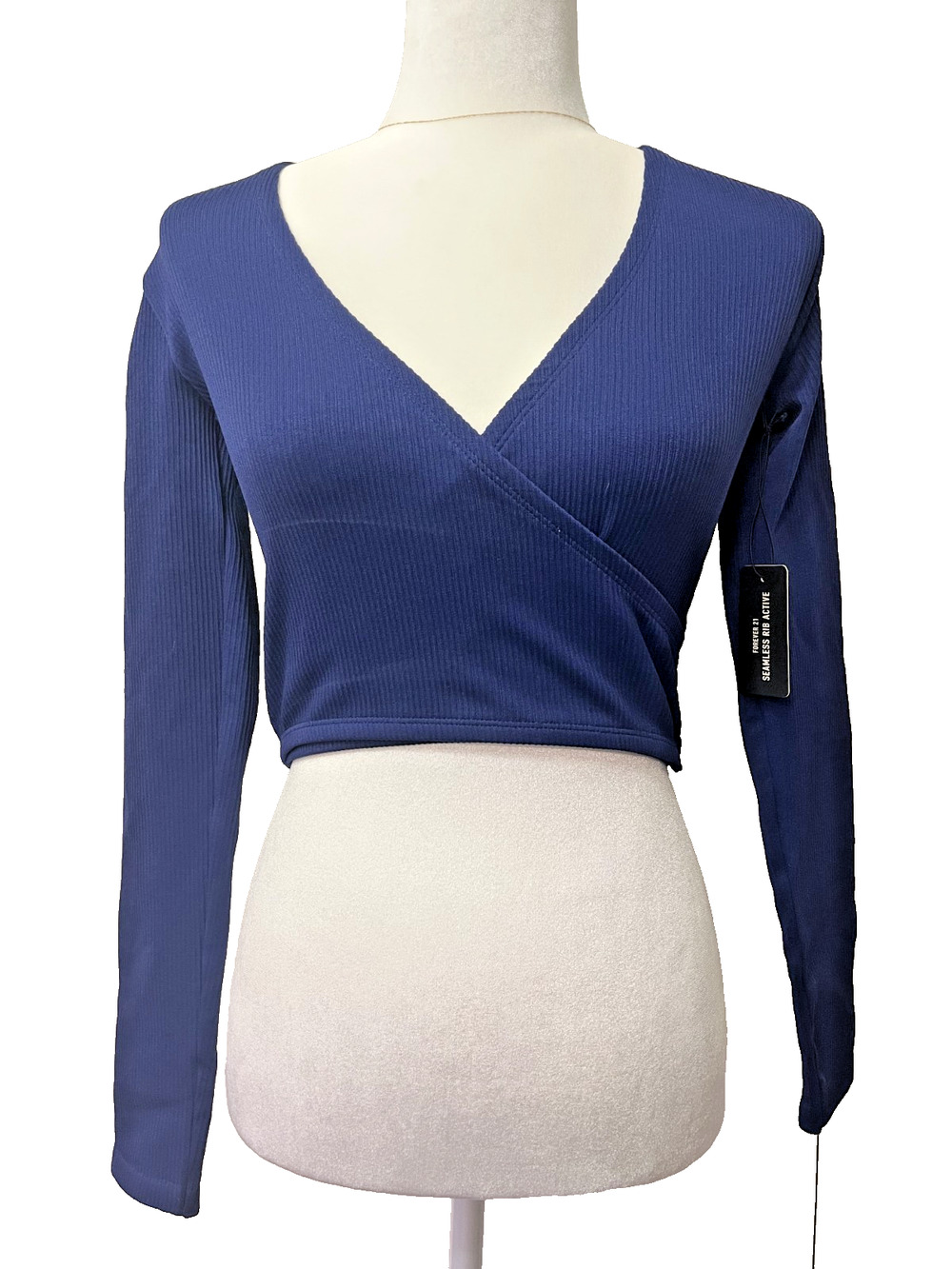 NWT Women's Forever 21 Size Small Cropped Dark Blue Ribbed Long Sleeve V Neck